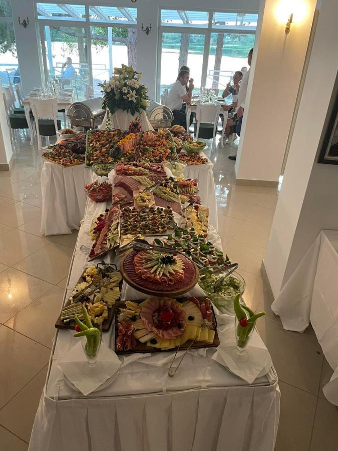 Garni Hotel Oblacinsko Jezero Oblacina Εξωτερικό φωτογραφία
